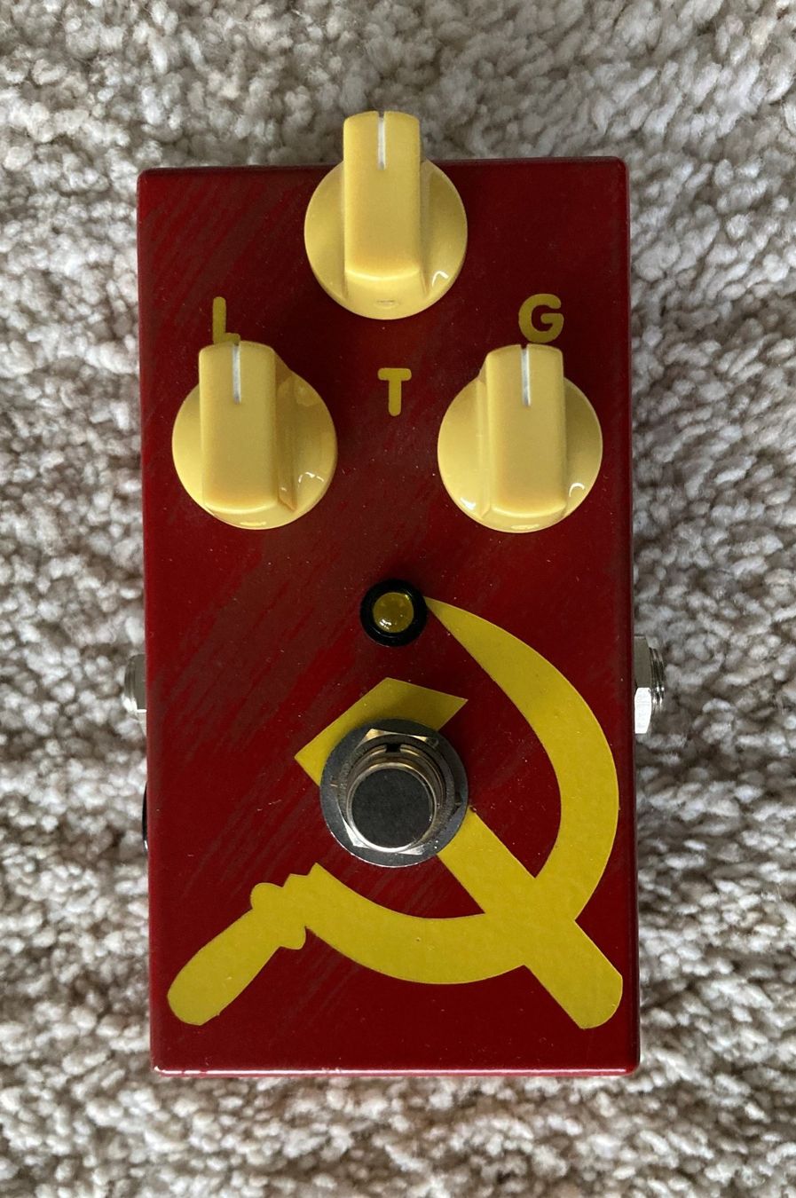 Musikinstrumente: JAM PEDALS - RED MUCK (Hammer & Sichel Design) – Gebraucht aus Steffisburg von Andichan