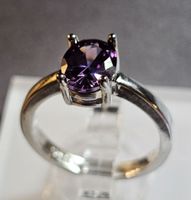 Eleganter Ring mit Amethyst, 925 versilbert, Gr. 8