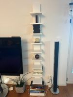 Wandregal weiss vertikal für Bücher gebraucht Zustand