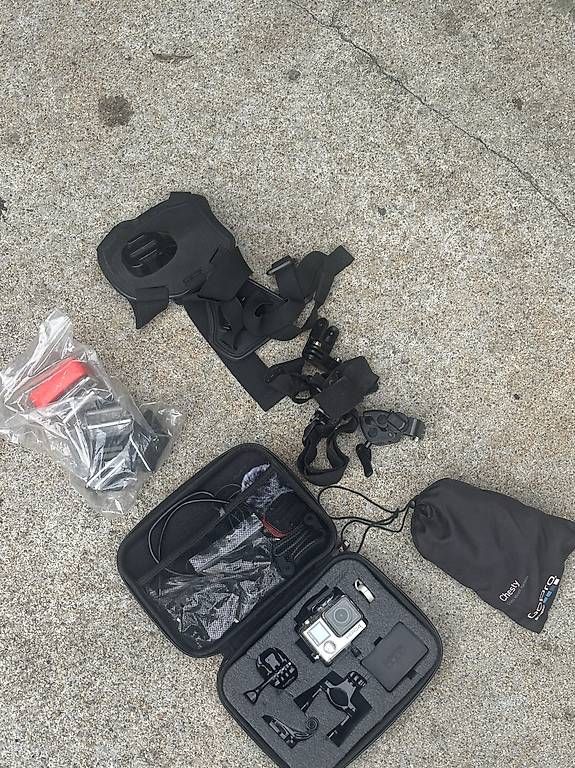 Action Cam: GoPro Hero 4 Black – Gebraucht aus Castione von lea_lvc2