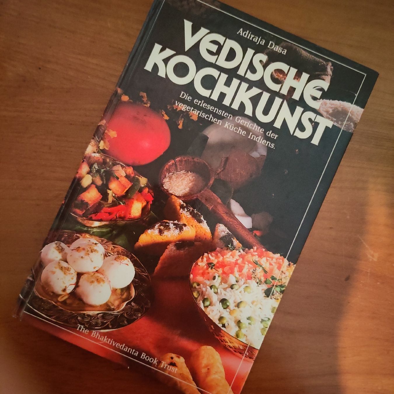 Bücher: Kochbuch: Vedische Kochkunst – Gebraucht aus Romanshorn von SuperRetro64