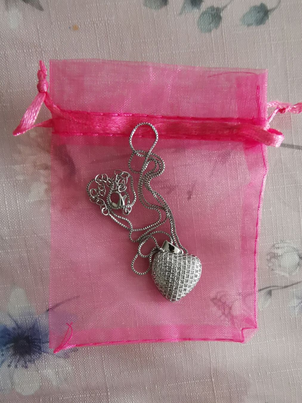 Catenine: Collier cœur strass – Nuovo (secondo la descrizione) da Brügg BE venduto da Angel2300