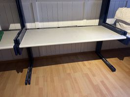 Bureau de travail 