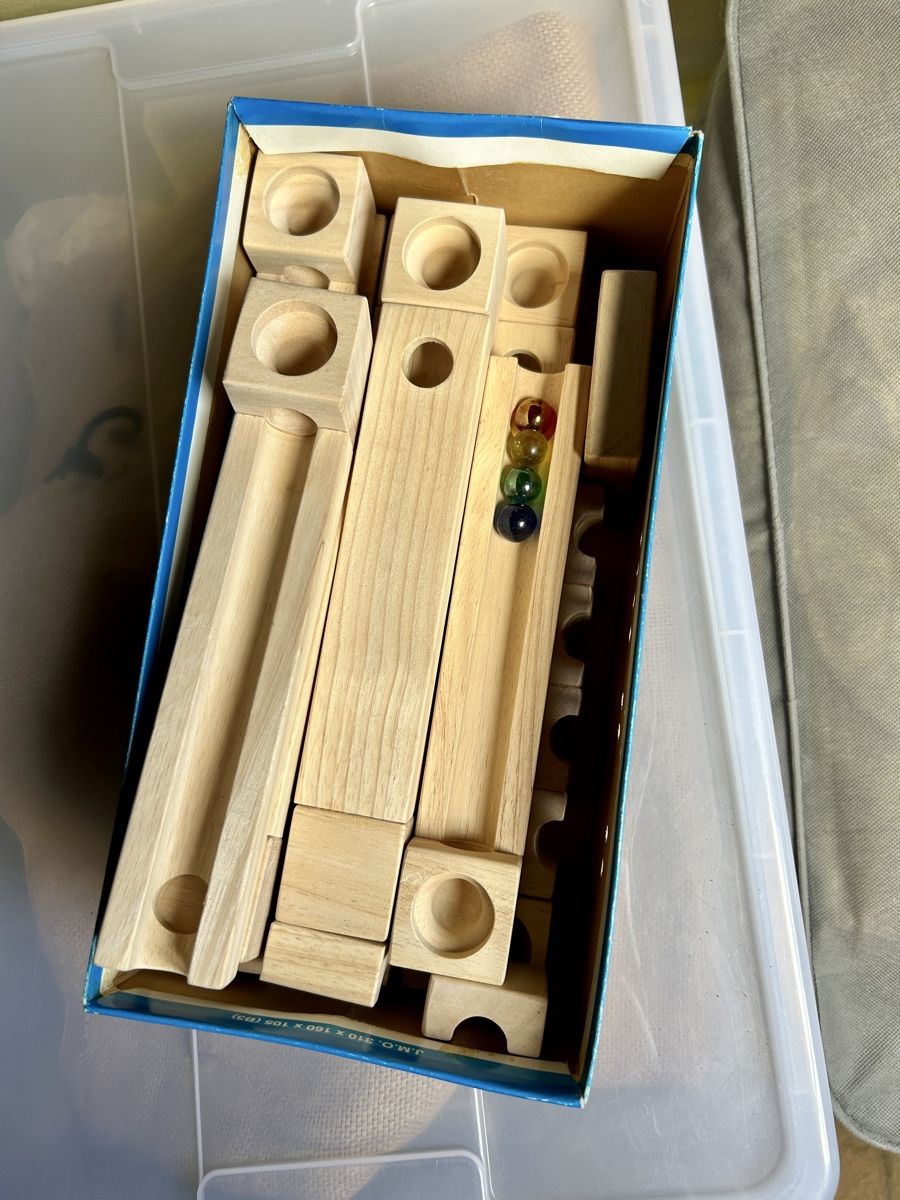 Spielzeuge: Holzspielzeug Kugelbahn – Gebraucht aus Zürich von Mary8044