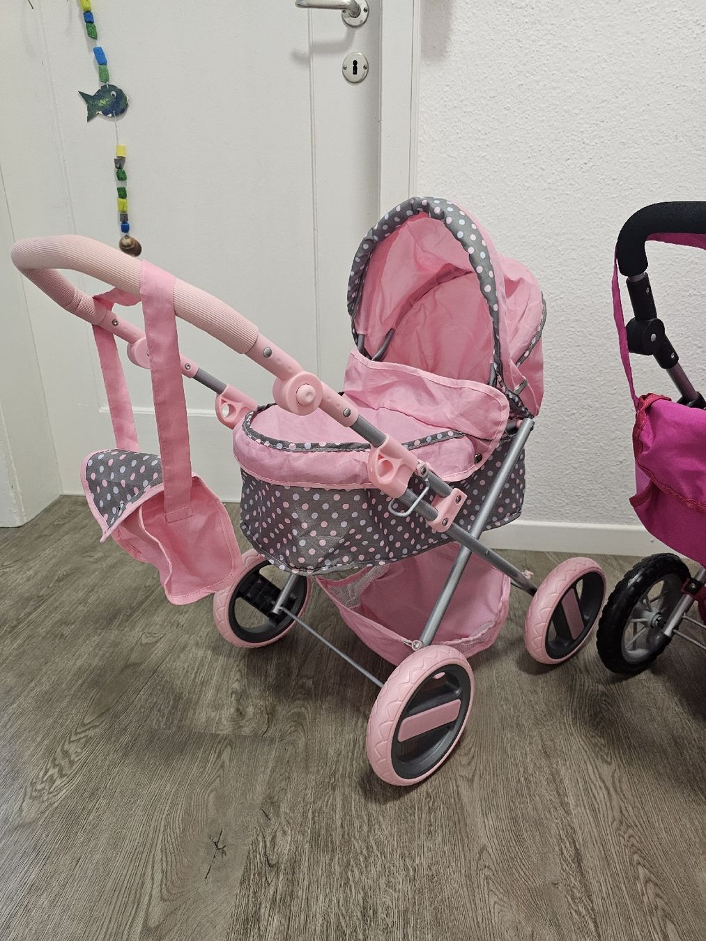Bambole: Puppen mit Kinderspeilzeugwagen – Nuovo (secondo la descrizione) da Suhr venduto da MrvicaAG 5