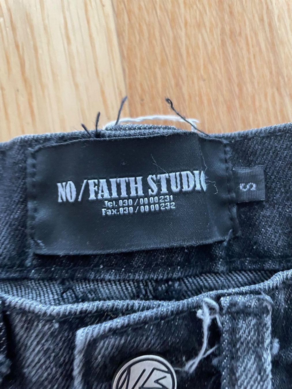 Jeans: Jeans No Faith Studios – Usato da Sissach venduto da Jusiflo 2