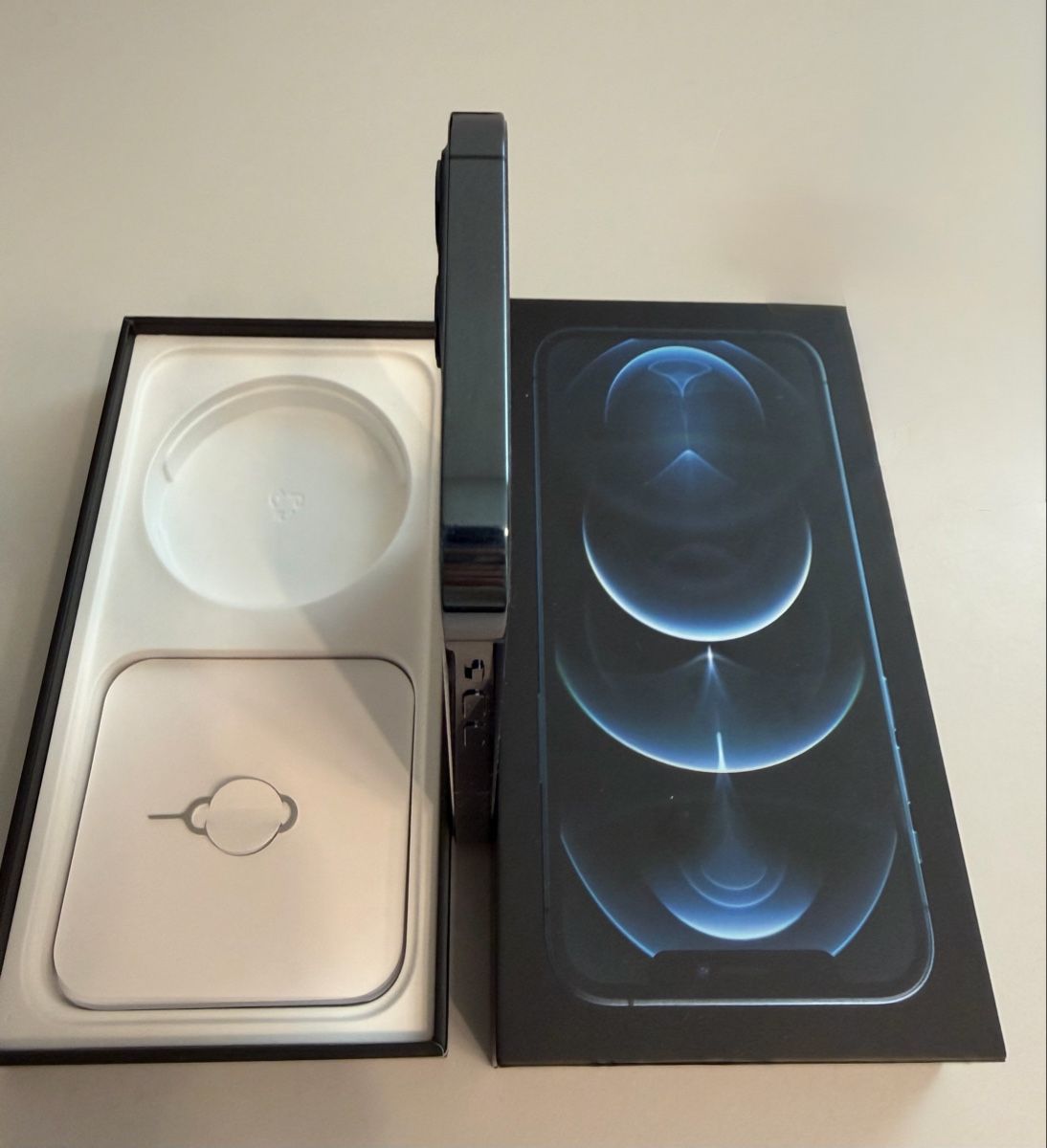 Apple Handys / Smartphones: IPhone 12 Pro 128 GB - 100% – Gebraucht aus Hittnau von Irinaelin 5