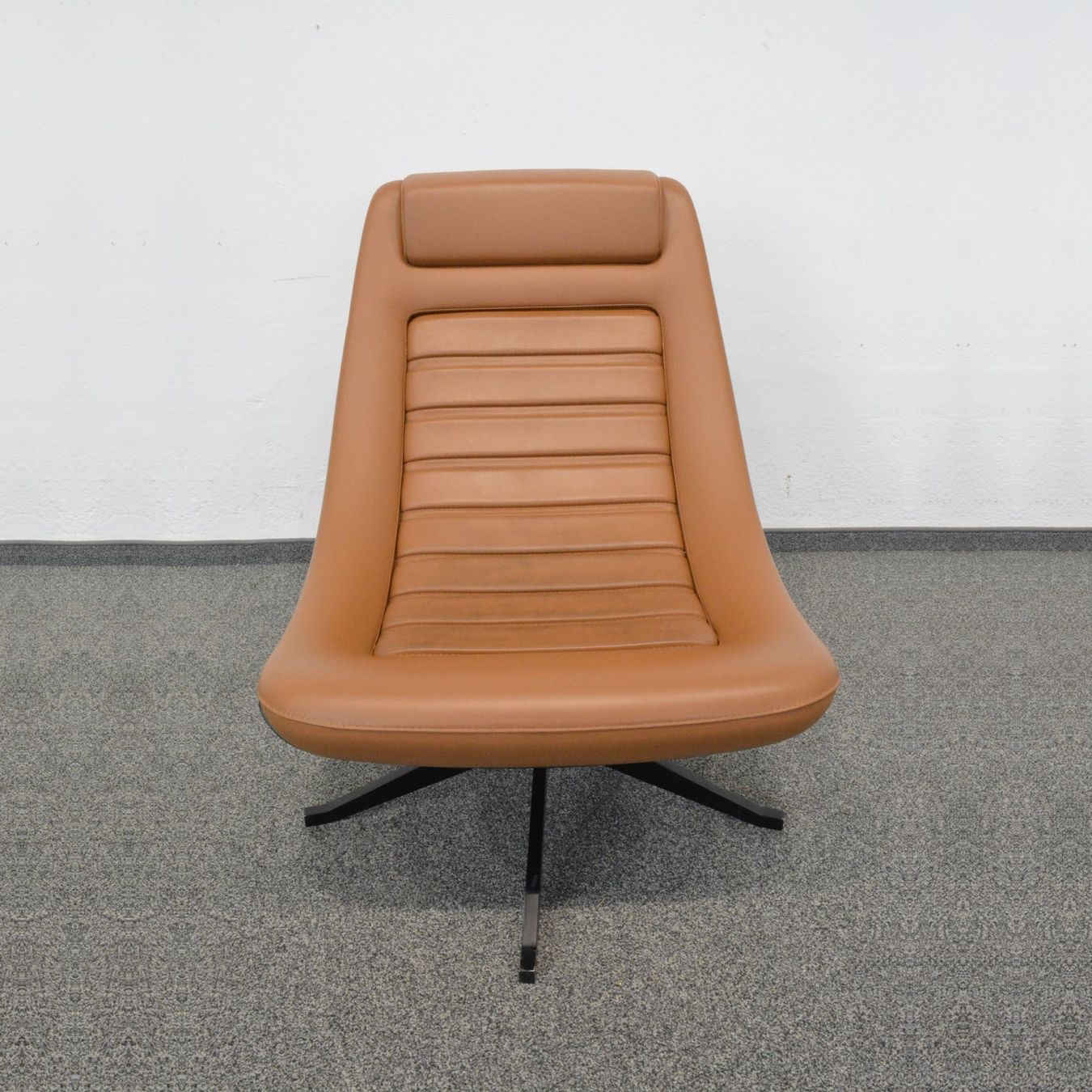 Alias Poltrone: Alias Manzu 090 Lounge-Sessel – Usato da Schönenwerd venduto da mcofficeshop
