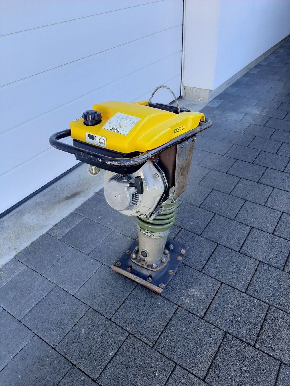 Wacker Neuson Tutte le macchine: Grabenstampfer Rammer Wacker Neuson – Difettoso da Rain venduto da Kleinmoto 2