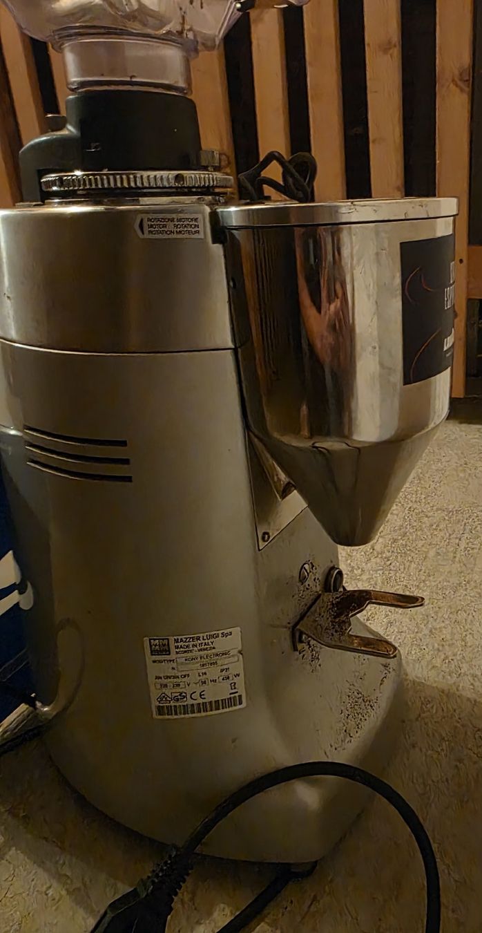 Lavazza Macchine per caffè & Macchine per espresso: Lavazza professional coffee grinder - excellent condition! – Usato da Birmensdorf ZH venduto da rob_mjl8