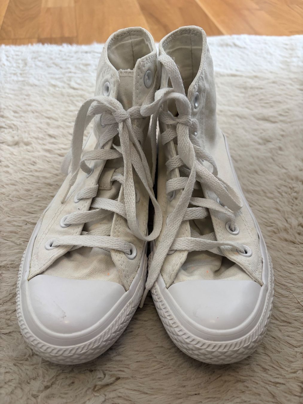 Converse Chaussures hommes: Converse Schuhe – D'occasion à Balgach par Miisarah 2