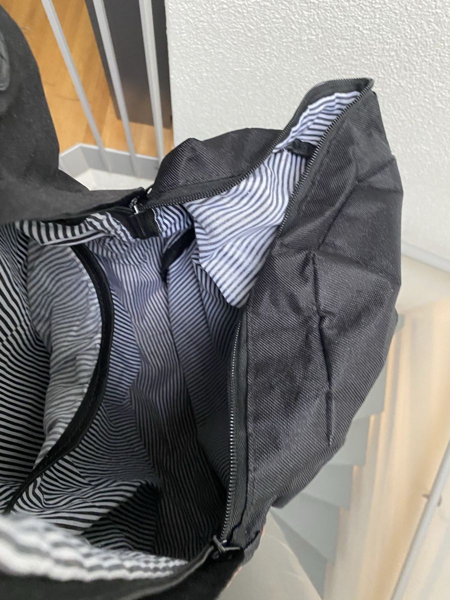 Zaini: Rucksack schwarz – Usato da Luzern venduto da oli_6x2r 4