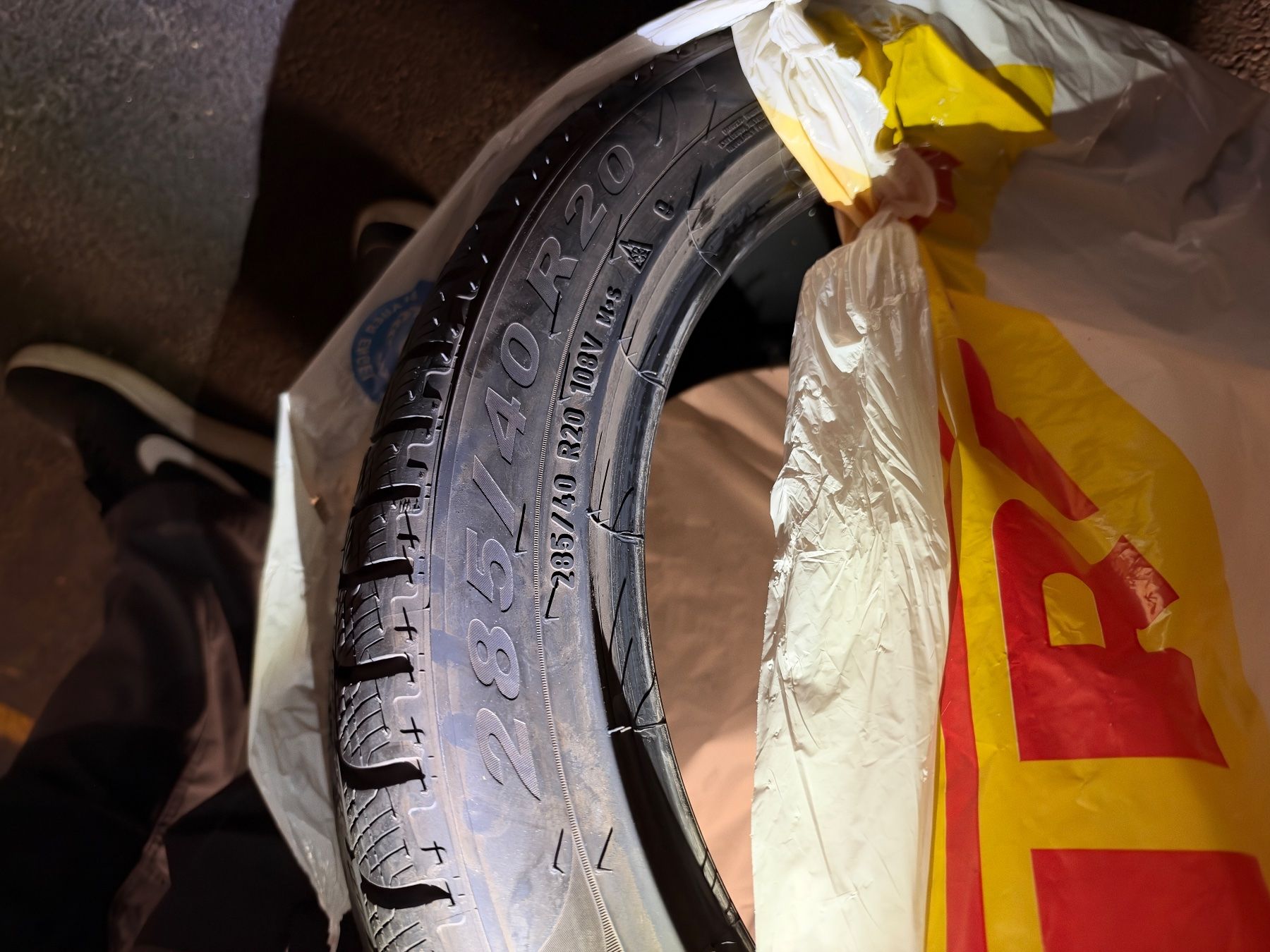 Pirelli Pneus & Kompletträder: 255/45/20 - 285/40/20 – Gebraucht aus Ebikon von esc_mf8z 1