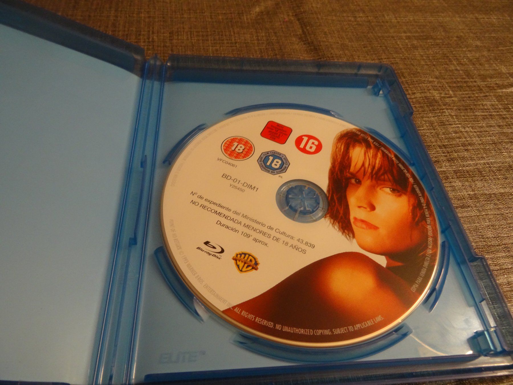 Tutti i DVDs: Blu-Ray: Codename: Nina - – Usato da Olten venduto da Disc-Verkauf 1