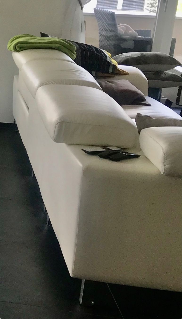 Livique Divani: Sofa 5-Sitzer mit elektrischer Relaxfunktion – Usato da Arth venduto da Wagnerrod