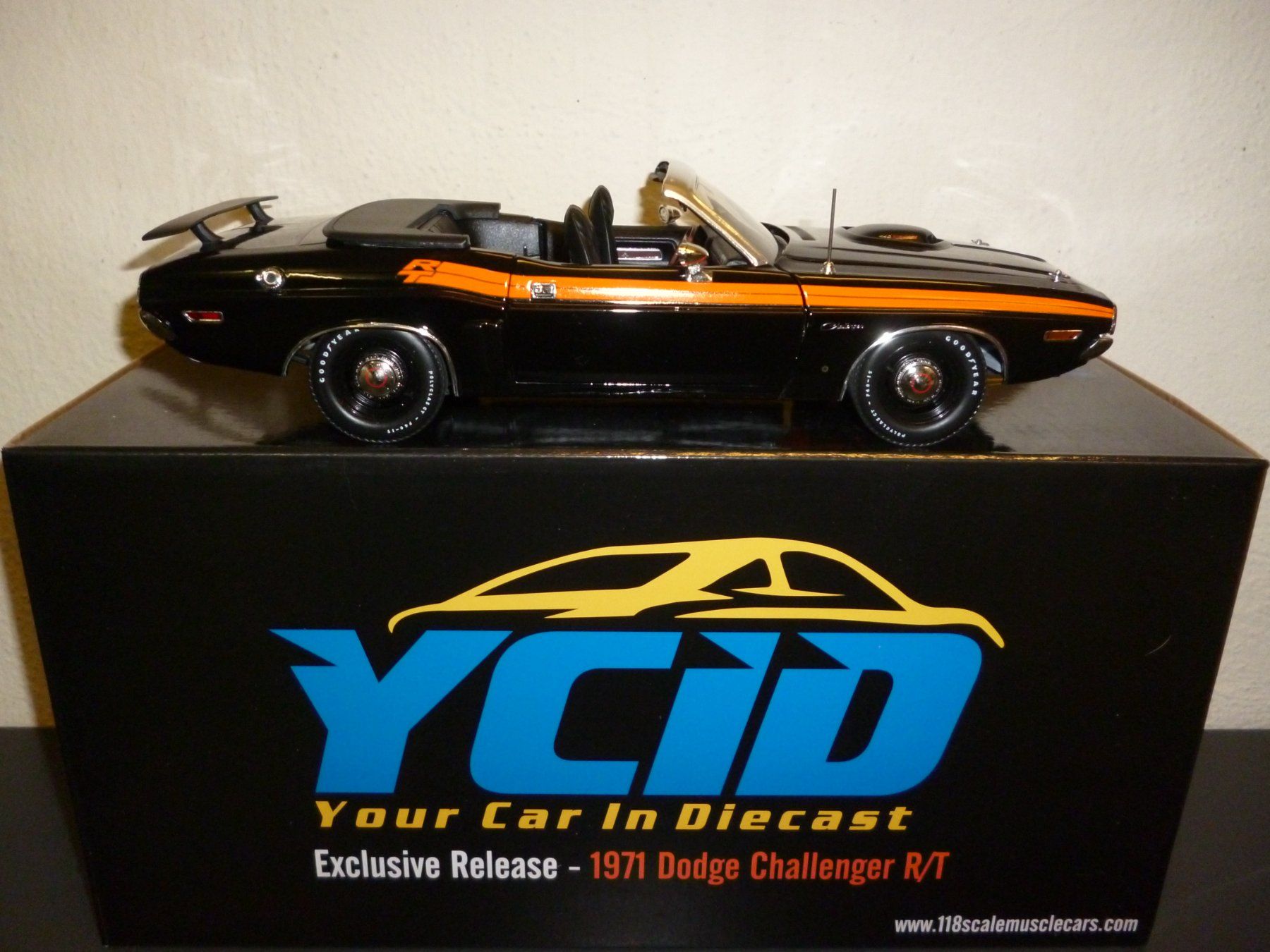 Dodge Modellautos: Dodge Challenger 71er 440 Six-Pack Conv. 1:18 YCID – Neu und originalverpackt aus Niederwil SG von Kaicorner03 1