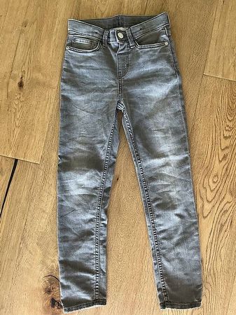 Neue Jeanshose Gr.128