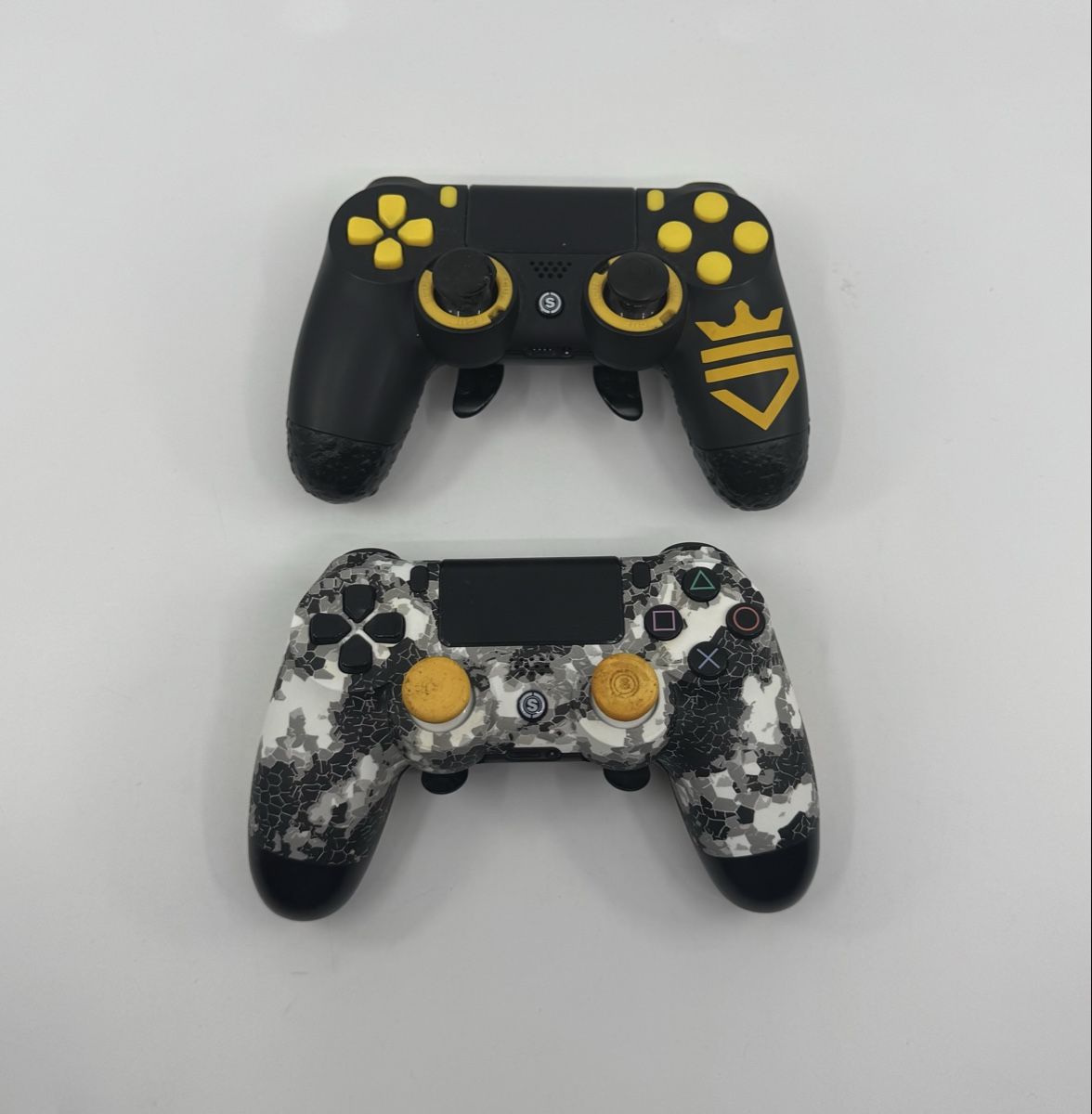 Controller: 2 Playstation 4 Scuf Controller gebraucht – Gebraucht aus Herisau von Seyashop1