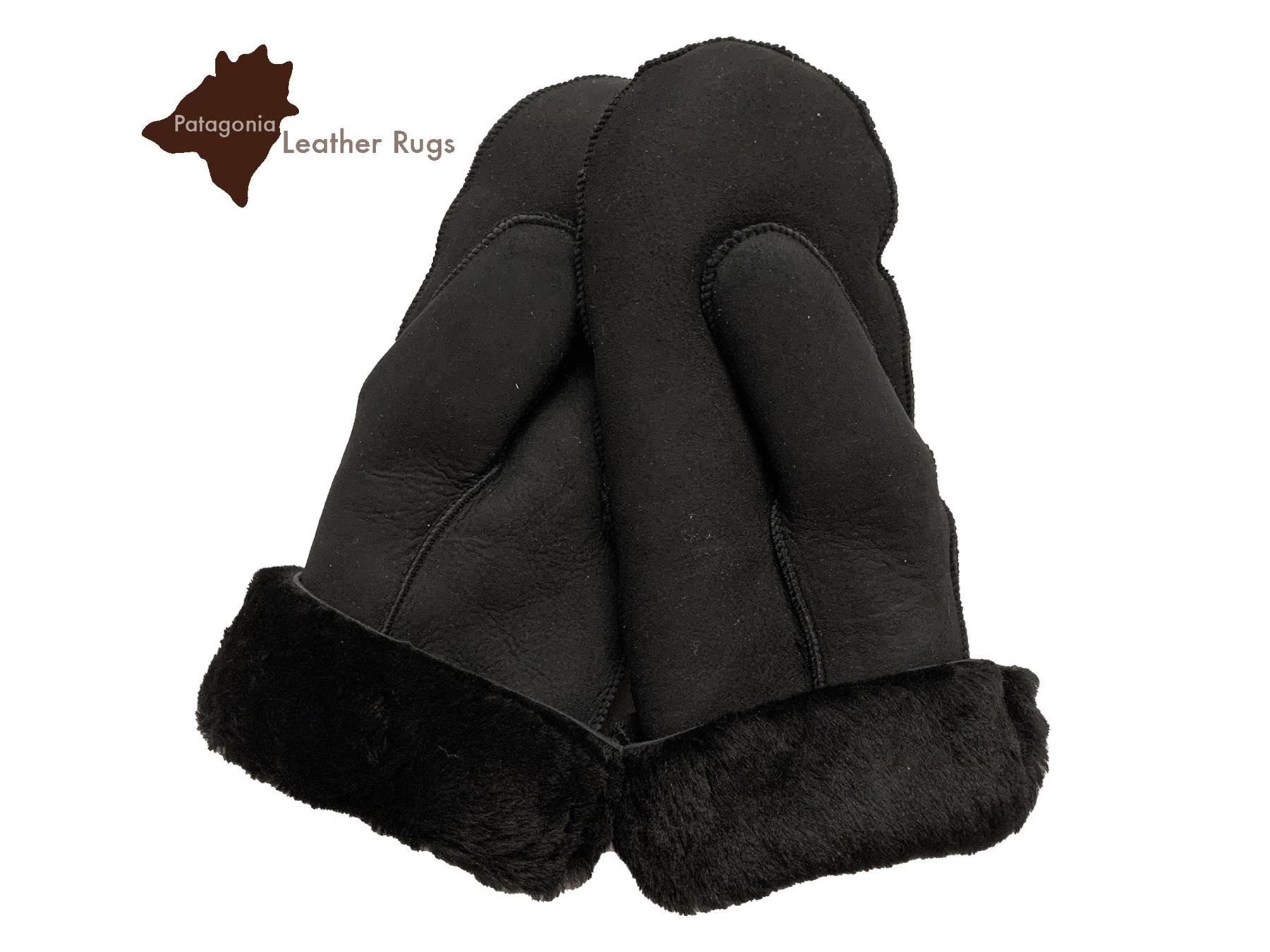 Guanti & manicotti: Handschuhe-Fäustlinge Lammfell Black – Nuovo e nell'imballaggio originale da Arbedo venduto da patagonialeatherrugs