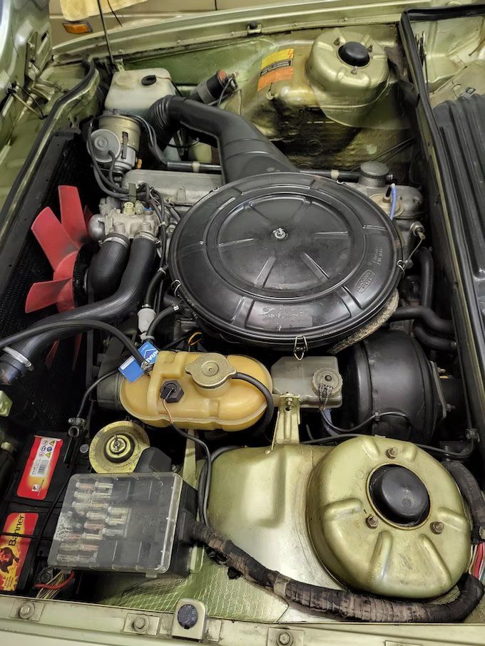 BMW Automobili: BMW 630 CS Oldtimer – Usato da Diessenhofen venduto da Osio 2