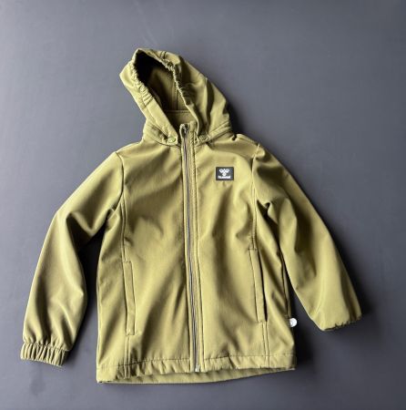 Hummel Softshelljacke, grün, Grösse 110/116, in gutem Zustan