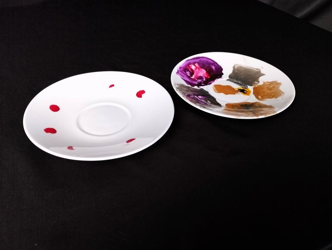 Assiettes: Selbstbemalte Teller 2 Stk. – D'occasion à Schübelbach par Restwert_Schubelbach 1