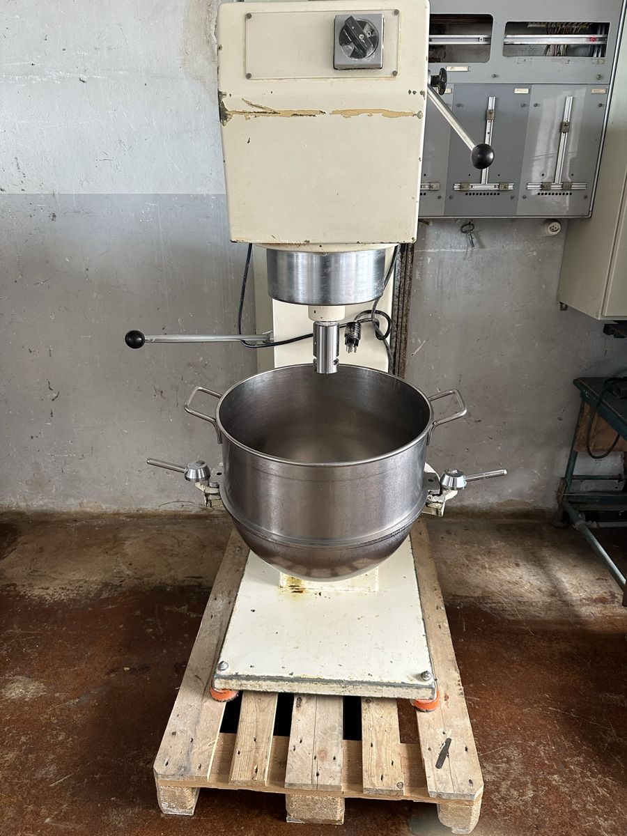 Elettrodomestici da cucina: Profi-Teigknetmaschine – Usato da Bützberg venduto da Chisco 5