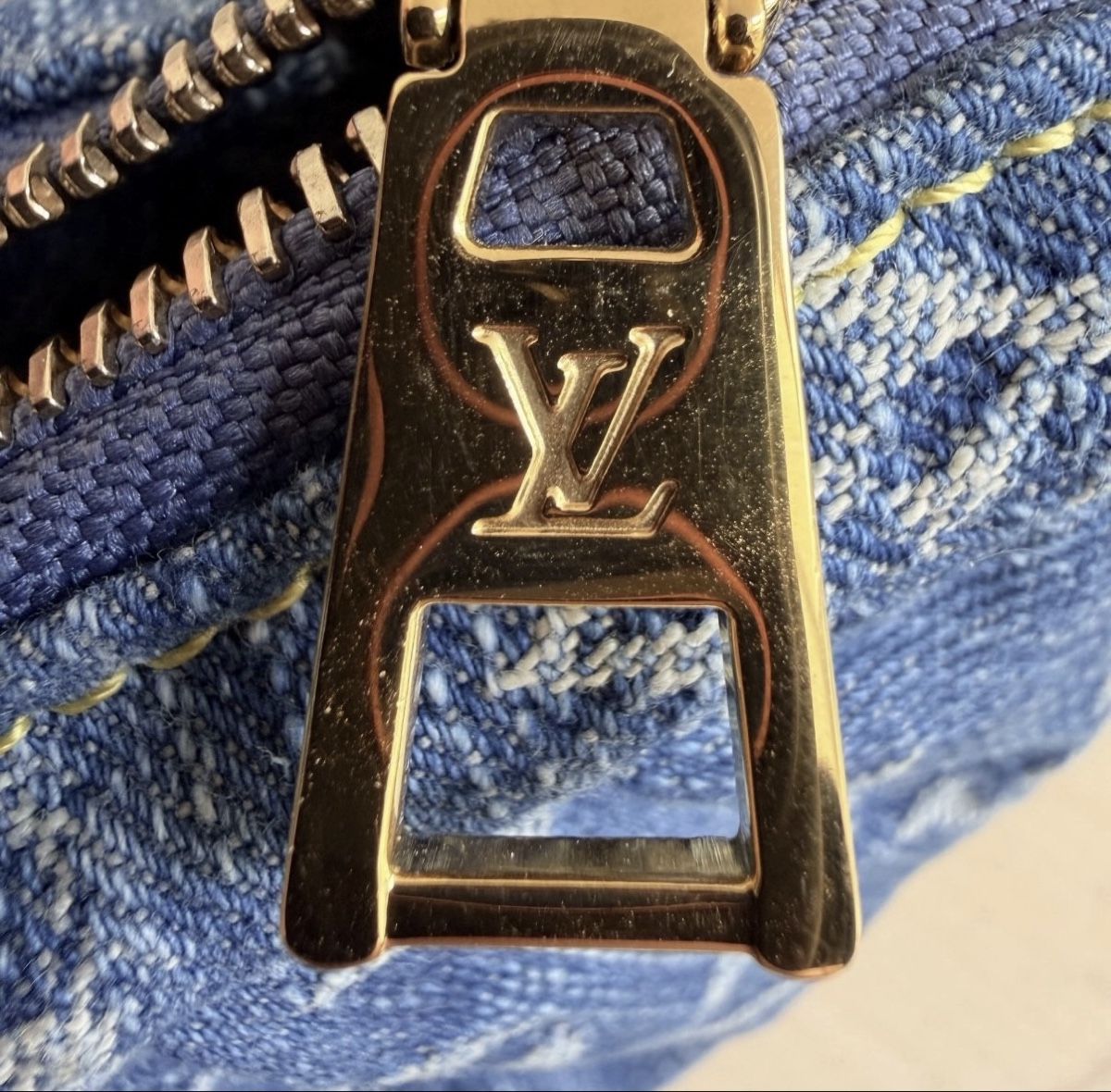 Louis Vuitton Sacs femmes: Louis Vuitton Pochette Valley Monogram – Neuf (Voir description) à Chur par tince07 9