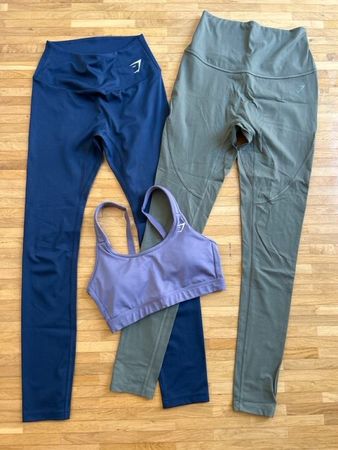 Gymshark Kleiderset 2 Leggings 1 Sport-BH Gr. S