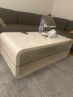 Couchtisch weiss