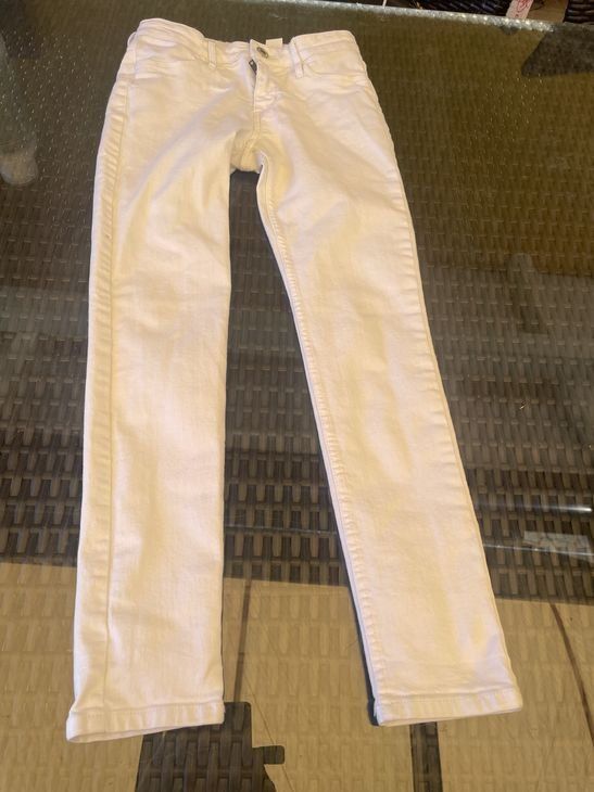 Hosen: Mädchen Jeans Hose weiss 140 – Neu (gemäss Beschreibung) aus Bergdietikon von antovale