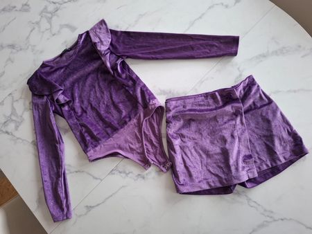 Set Bodysuit und Shorts Terranova, Gr. 10-11 Jahre