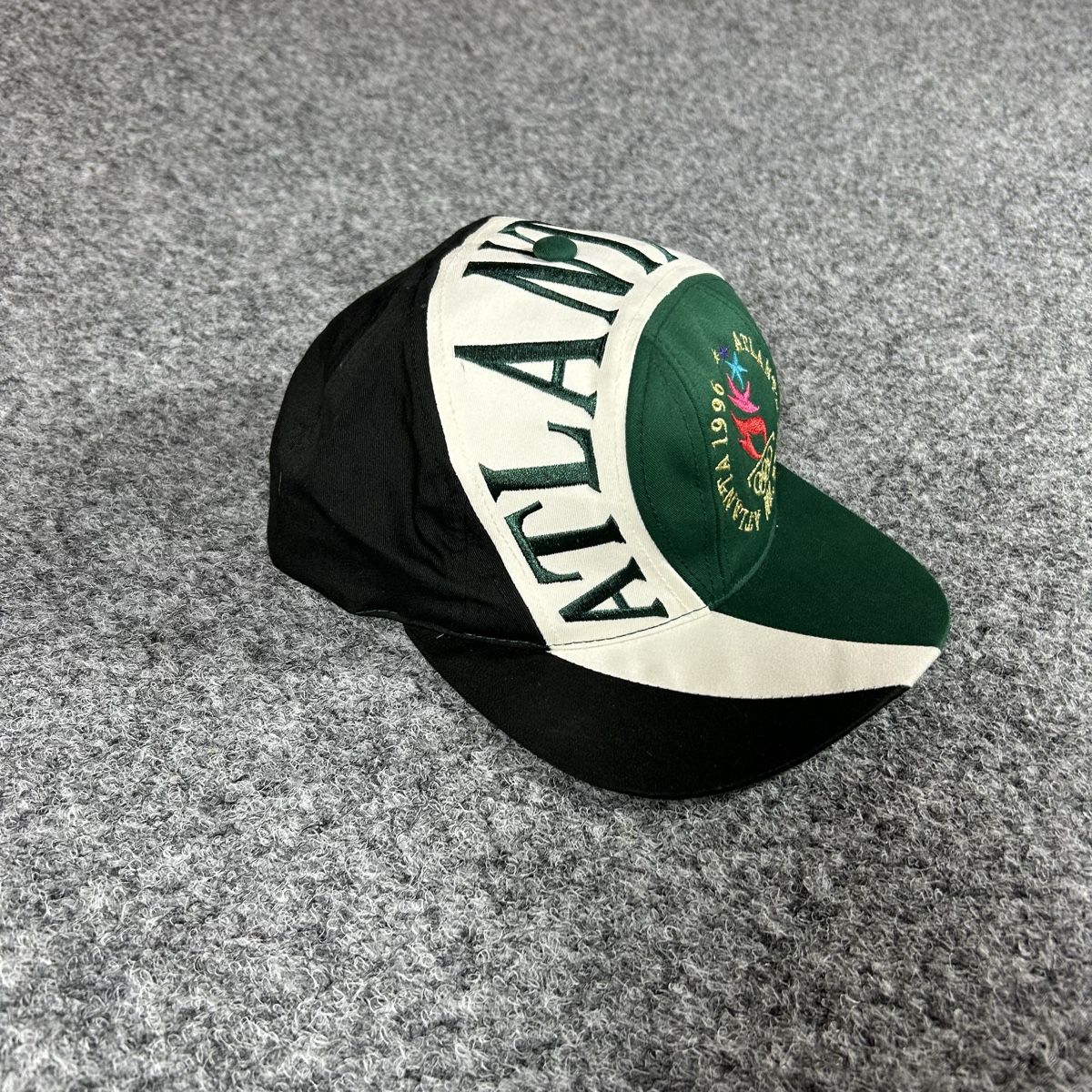 Copricapi, berretti & cappellini: 2 x vintage cap – Nuovo (secondo la descrizione) da La Sagne NE venduto da Matlasape 4