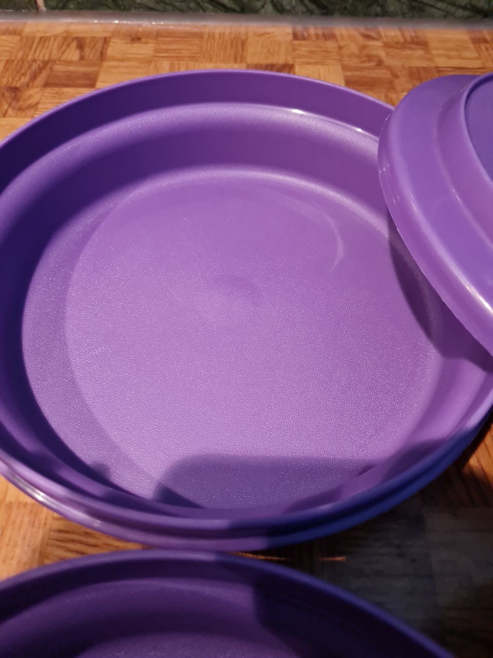 Tupperware Recipients et similaires: Tupperware 2 Dose lila neu – Neuf (Voir description) à Münsingen par Cuci31 1