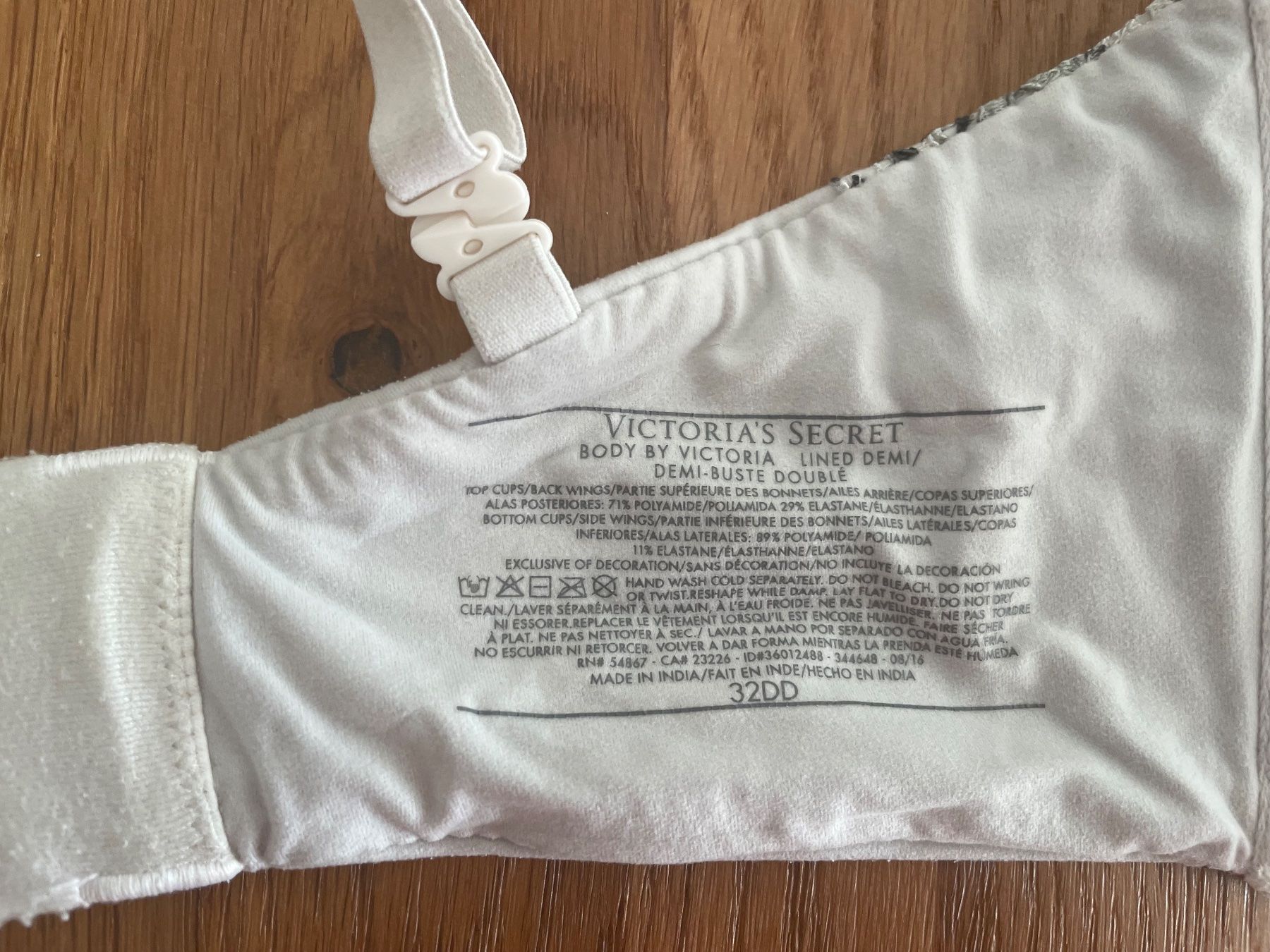 Victoria's Secret Unterwäsche: BH 32DD Victorias Secret – Neu (gemäss Beschreibung) aus Dietfurt von rosaliie 1
