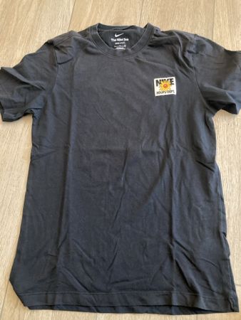 T-shirt Nike "Just Do It" fun, taille S - presque neuf! 48
