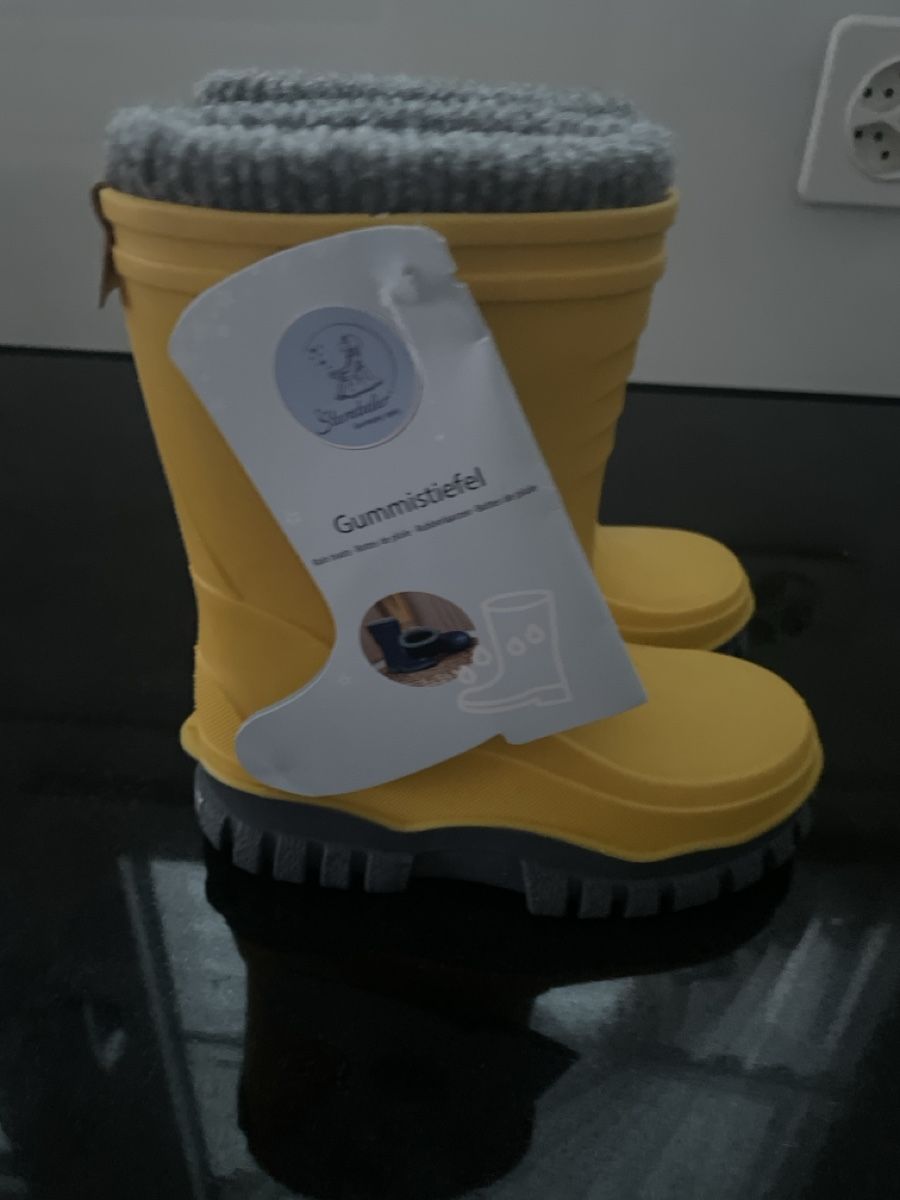 Sterntaler Scarpe per ragazzi: Gummistiefel Sterntaler Gr. 22/23 – Nuovo e nell'imballaggio originale da Rorschacherberg venduto da kat_7lhp