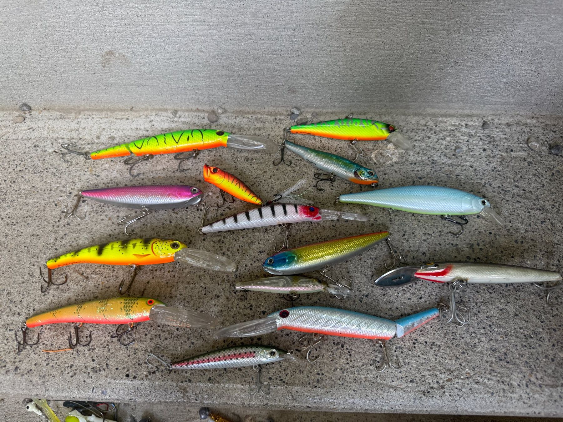 Esche: Grosses Wobbler Köderpaket – Hardbaits – Usato da Murten venduto da Baldo17
