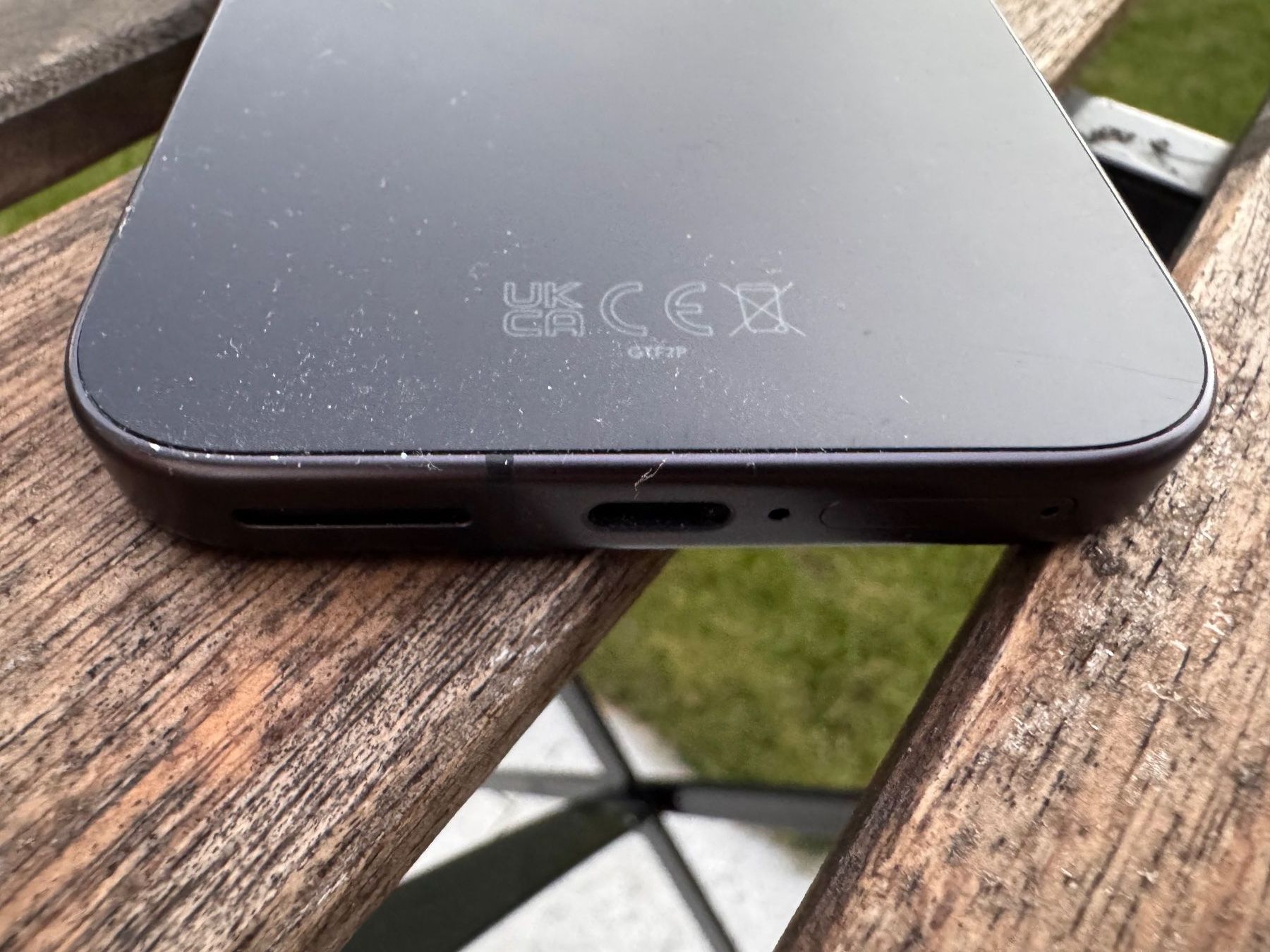 Google Telefoni cellulari / Smartphones: Google Pixel 9a, 128 GB, Obsidian, Displayriss – Usato da Esslingen venduto da DrBootje 6