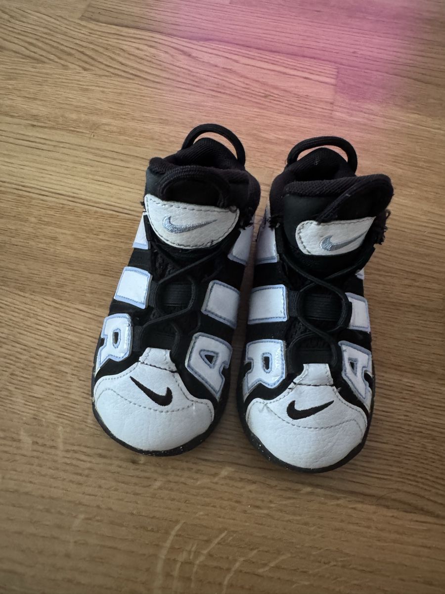 Nike Scarpe per ragazzi: Baskets Nike Air taille 25,  – Usato da La Chaux-de-Fonds venduto da kel_9khc 1
