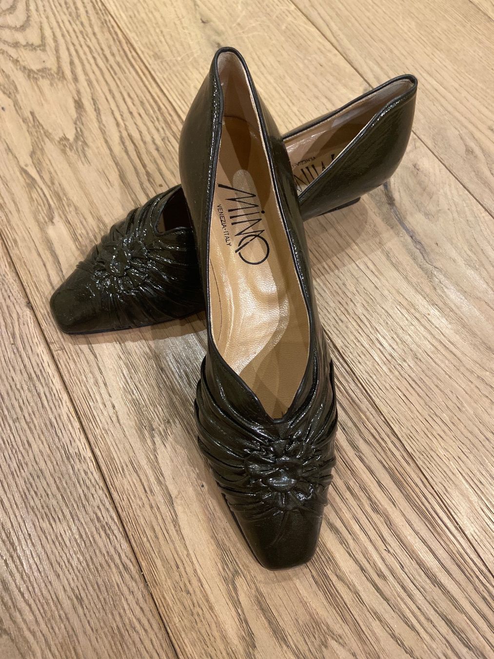 Scarpe da donna: Pumps Mino/Vern -Perl Lackschuh – Usato da Appenzell venduto da babet01