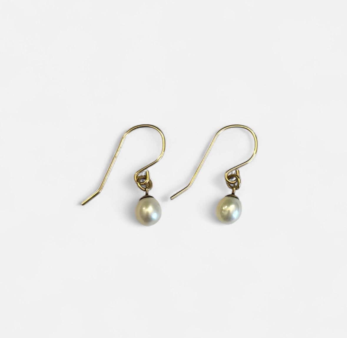 Ohrringe & -stecker: gold plated pearl earrings – Neu (gemäss Beschreibung) aus Rütihof von mya_we