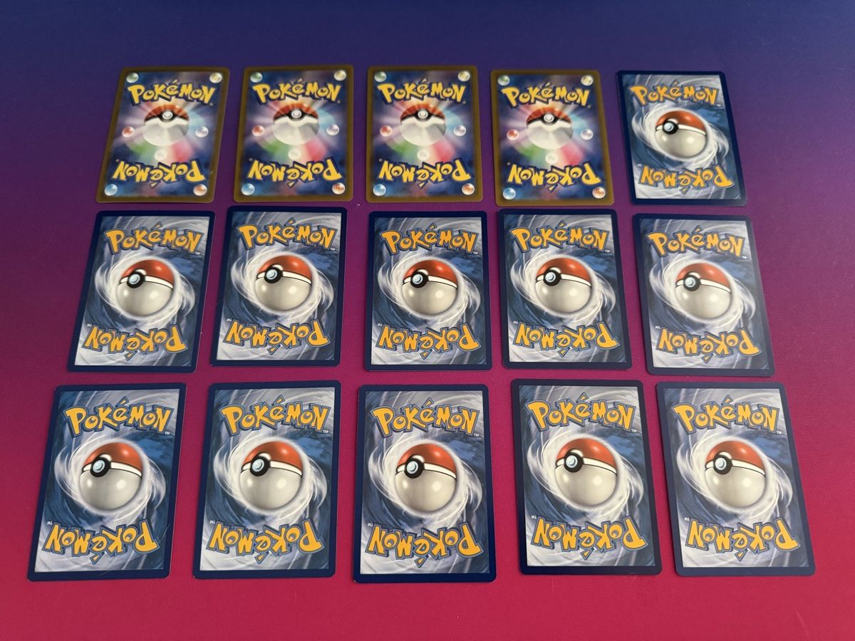 Pokémon Carte collezionabili: 15 random Pokemon karten mit Holos! – Usato da Volketswil venduto da HDT2