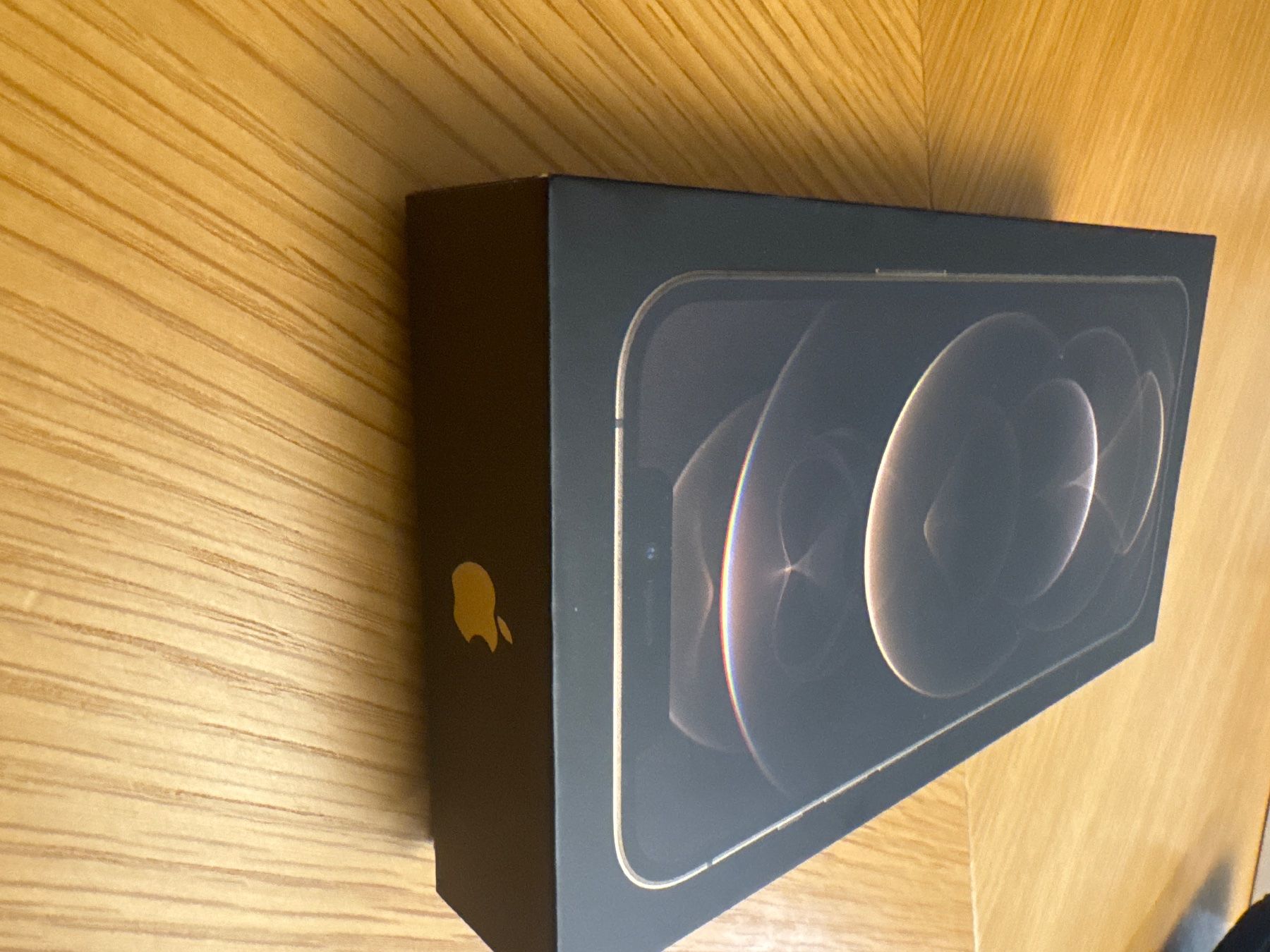 Apple Telefoni cellulari / Smartphones: Iphone 12 Pro Max 256GB Gold – Usato da Rütihof venduto da ine_6zy5 3