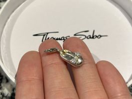 Thomas Sabo Charm Schüeuli mit Zirkonia-Schleife 💎 Silber