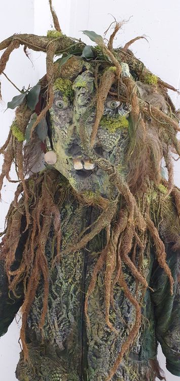 Costumi: Alti Garde Luzern: Karnewald / Wurzeln / Garten / Baum – Usato da Emmenbrücke venduto da Mandali67 1