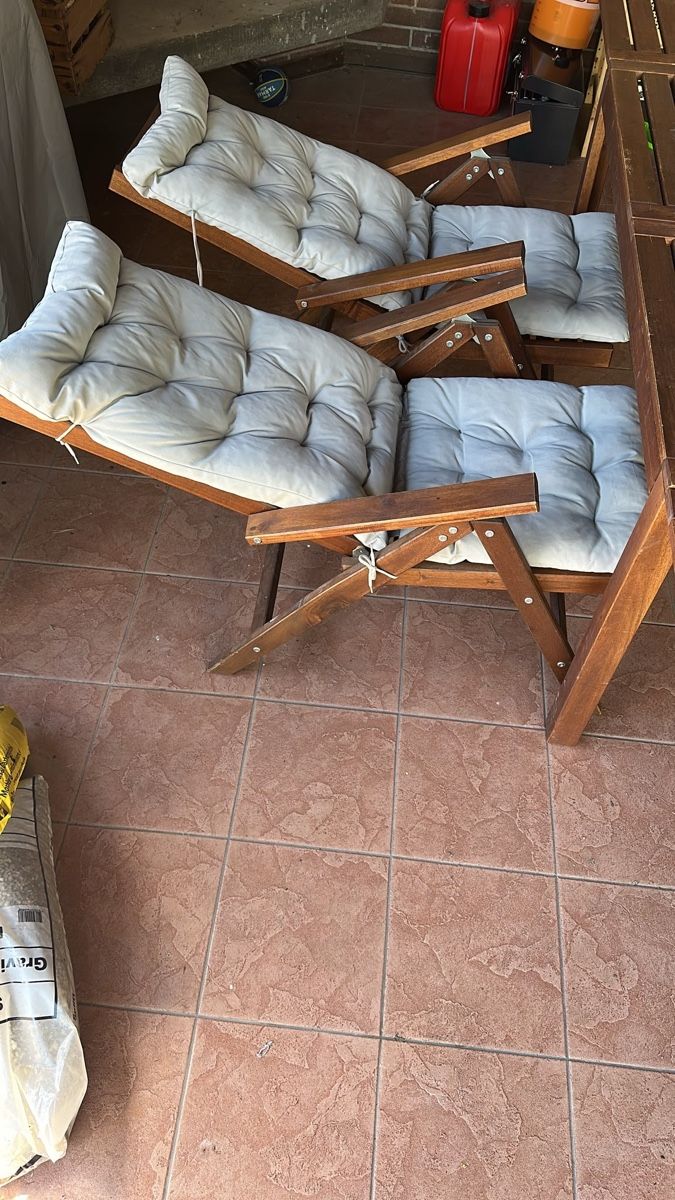 Ikea Set di tavolo e panche: Ikea Gartentisch mit Bank und Klappstühlen – Usato da Hombrechtikon venduto da Lachen1. 6