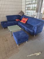 Ecksofa blau mit Hocker und Glastisch gebraucht