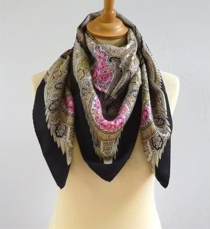 Foulard & Sciarpe: Neues Foulard - ca. 85 x 85 – Nuovo (secondo la descrizione) da Zofingen venduto da Justizia_01