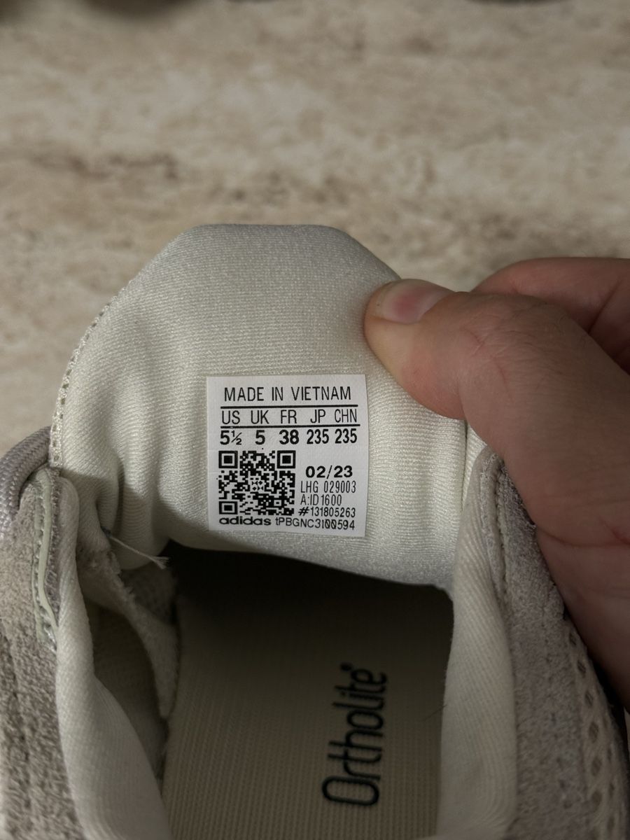 Adidas Scarpe da uomo: Yeezy 500 – Usato da Bern venduto da ily_56wy 7